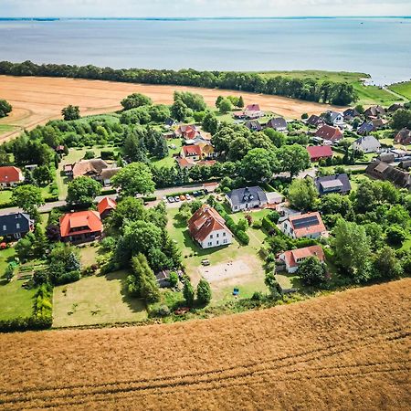 Pension Schwalbenhof Klausdorf  Buitenkant foto